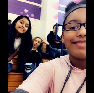 Meet your Posher, Montserrat